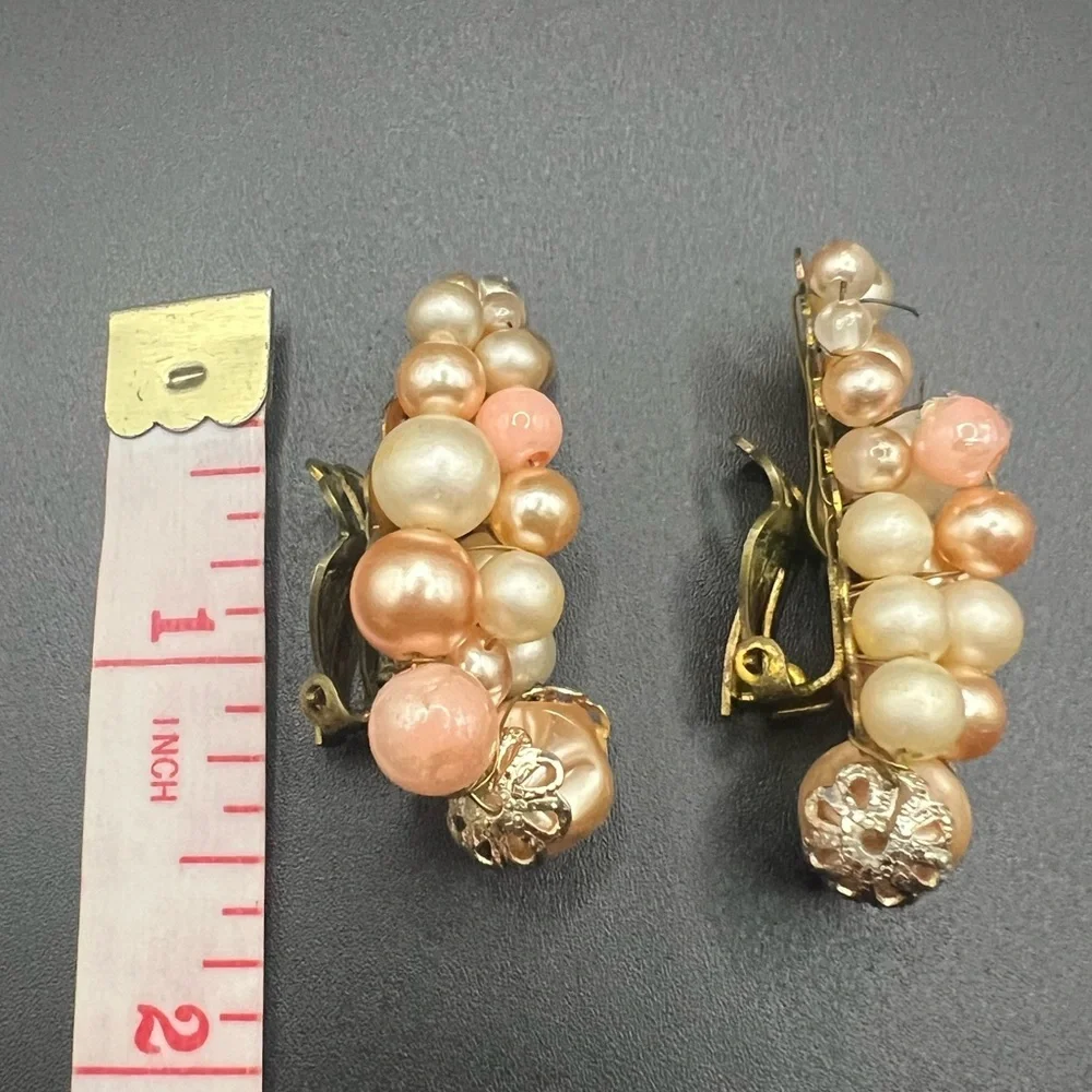 Vintage Japan Signed Multi-Color Climbing Beaded Clip On Earrings
